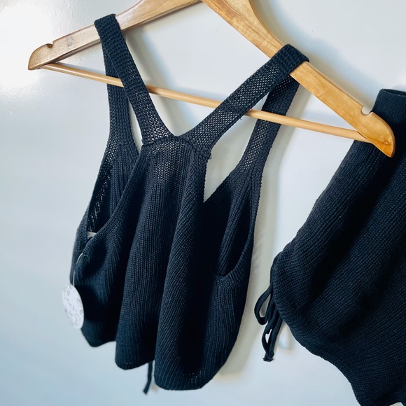 Black Two Piece Draw String Knit Shorts Set Medium - Picture 6 of 7